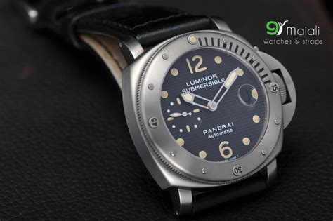 difference between panerai pam ooo 24 and pam 025|Panerai pam 24 bezel review.